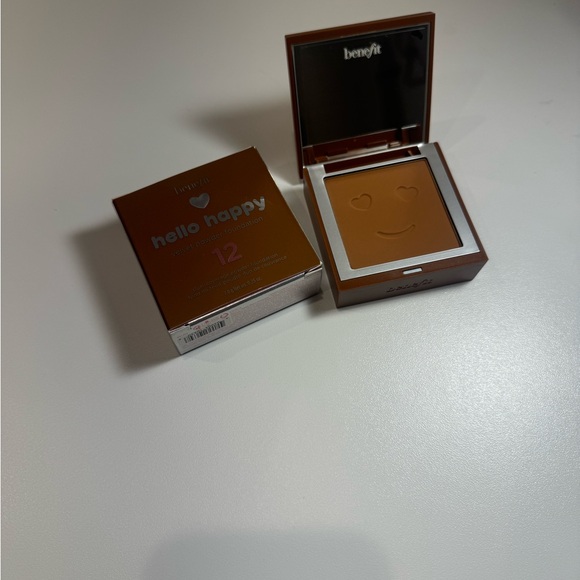 Benefit Hello Happy Velvet Powder Foundation #12 - 0.25 oz - Picture 4 of 4